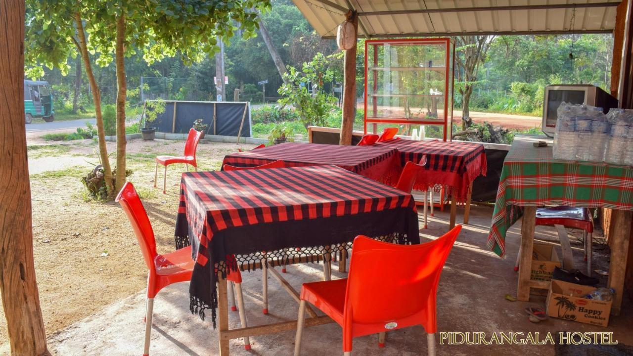 Pidurangala Hostel Sigiriya Buitenkant foto