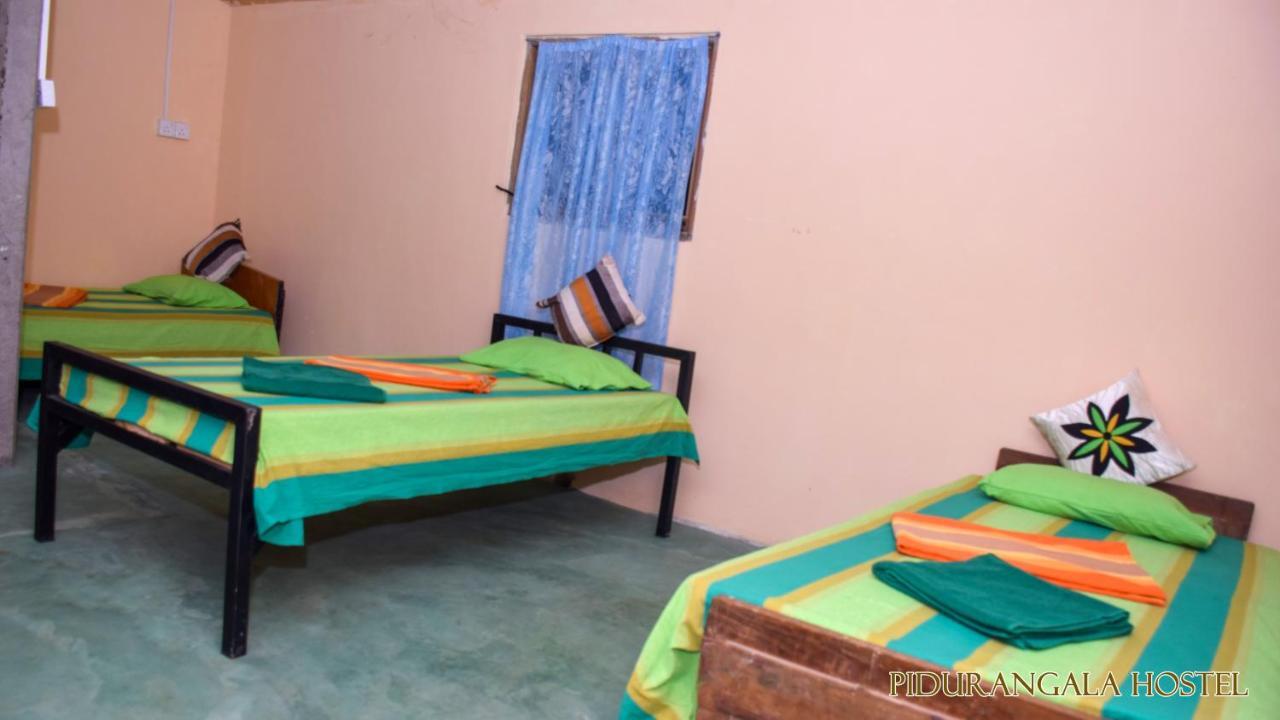Pidurangala Hostel Sigiriya Buitenkant foto